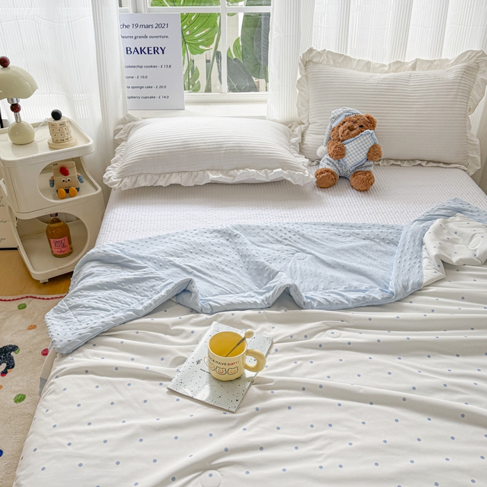 91家纺网 家纺一手货源 找家纺 花满路 2026新款氨凉感丝夏被 小波点