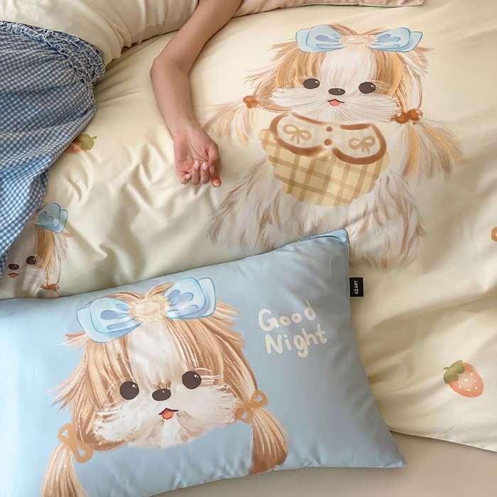 91家纺网 家纺一手货源 找家纺 卡姿家纺 2026春夏全棉60支长绒棉卡通大版印花四件套 小狗玛吉斯