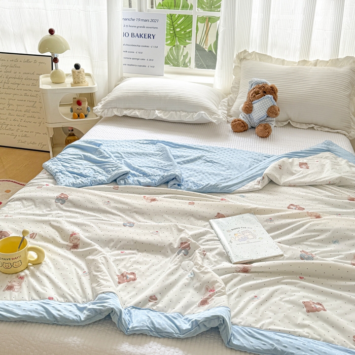 91家纺网 家纺一手货源 找家纺 花满路 2026新款氨凉感丝夏被 小熊仔