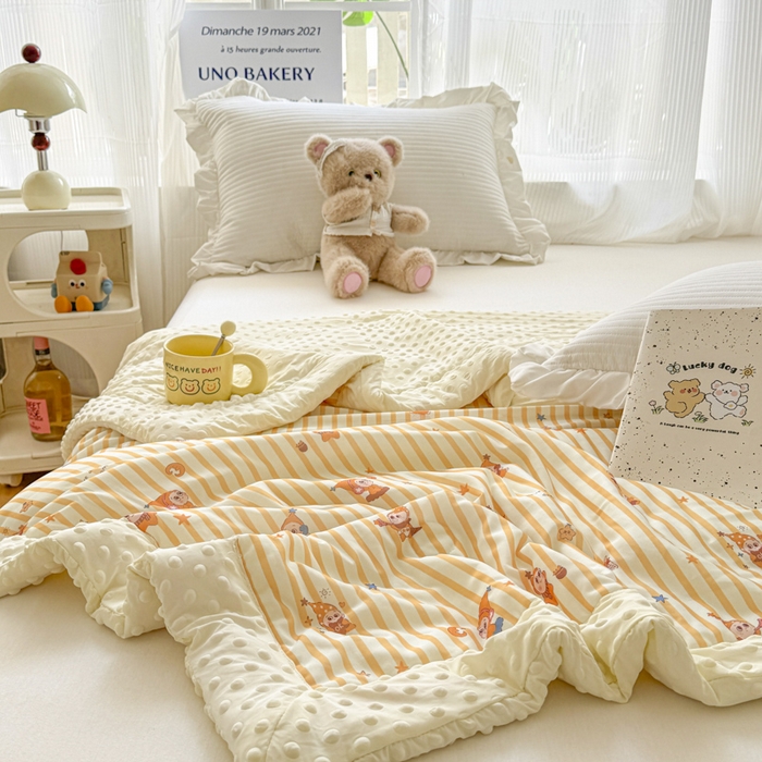 91家纺网 家纺一手货源 找家纺 花满路 2026新款氨凉感丝夏被 星星人