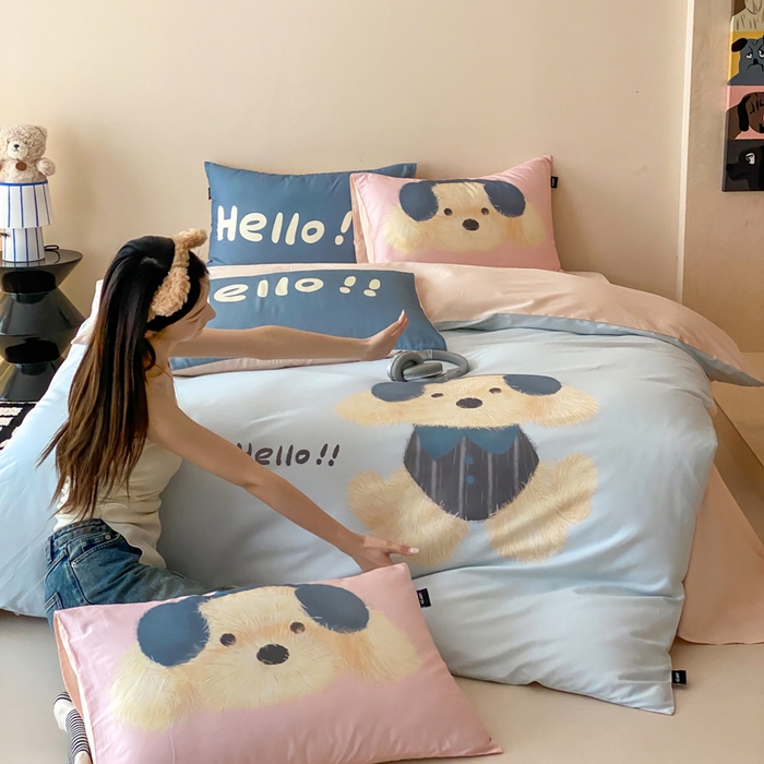 91家纺网 家纺一手货源 找家纺 卡姿家纺 2026春夏全棉60支长绒棉卡通大版印花四件套 音乐萌可