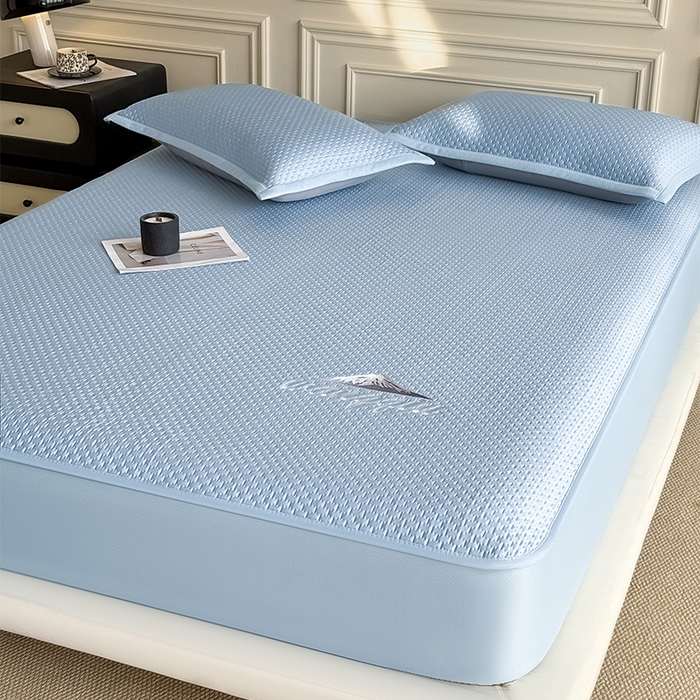 91家纺网 家纺一手货源 找家纺 人人爱家纺 2026新款冰豆豆刺绣软凉席床笠 富士山-天蓝