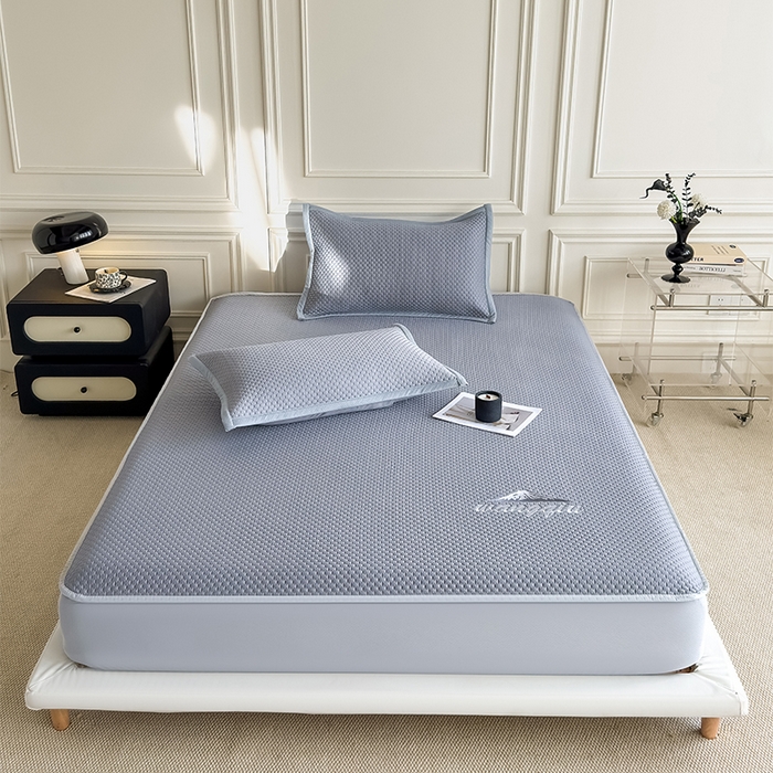 91家纺网 家纺一手货源 找家纺 人人爱家纺 2026新款冰豆豆刺绣软凉席床笠 富士山-灰