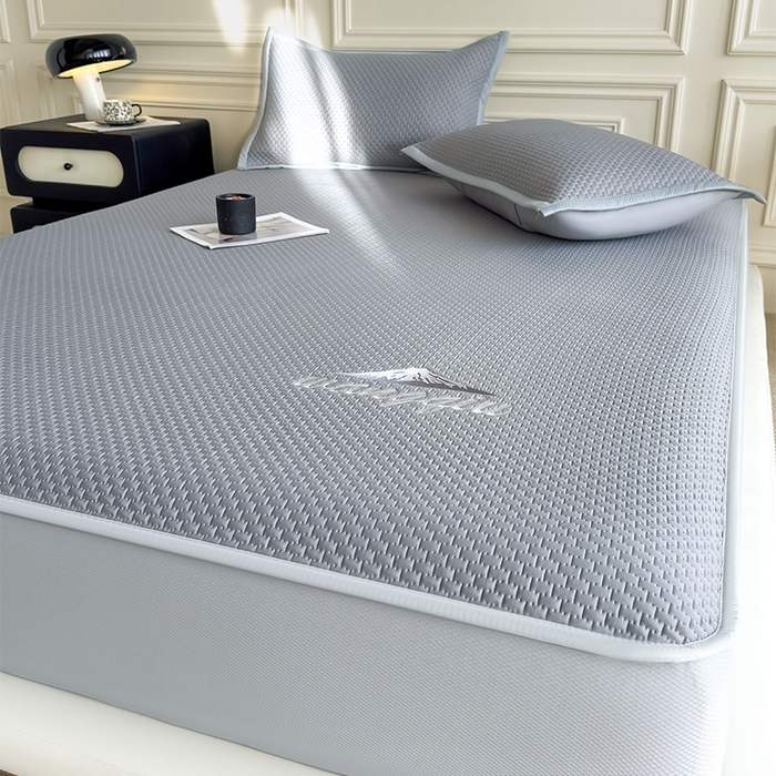 91家纺网 家纺一手货源 找家纺 人人爱家纺 2026新款冰豆豆刺绣软凉席床笠 富士山-灰