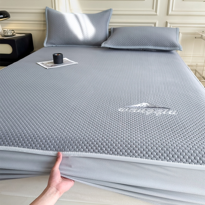 91家纺网 家纺一手货源 找家纺 人人爱家纺 2026新款冰豆豆刺绣软凉席床笠 富士山-灰