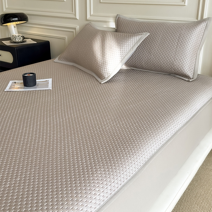 91家纺网 家纺一手货源 找家纺 人人爱家纺 2026新款冰豆豆刺绣软凉席床笠 富士山-咖