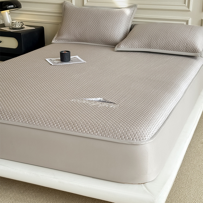 91家纺网 家纺一手货源 找家纺 人人爱家纺 2026新款冰豆豆刺绣软凉席床笠 富士山-咖