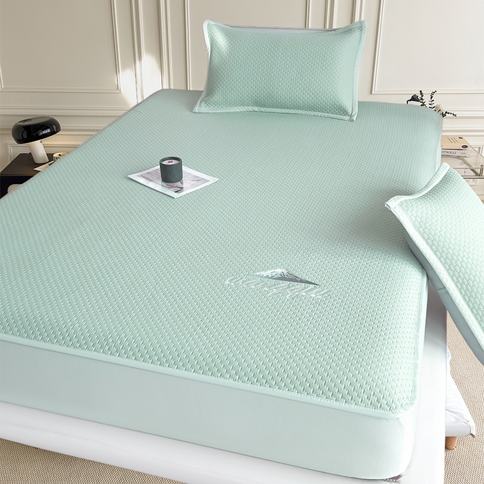 91家纺网 家纺一手货源 找家纺 人人爱家纺 2026新款冰豆豆刺绣软凉席床笠 富士山-抹茶绿