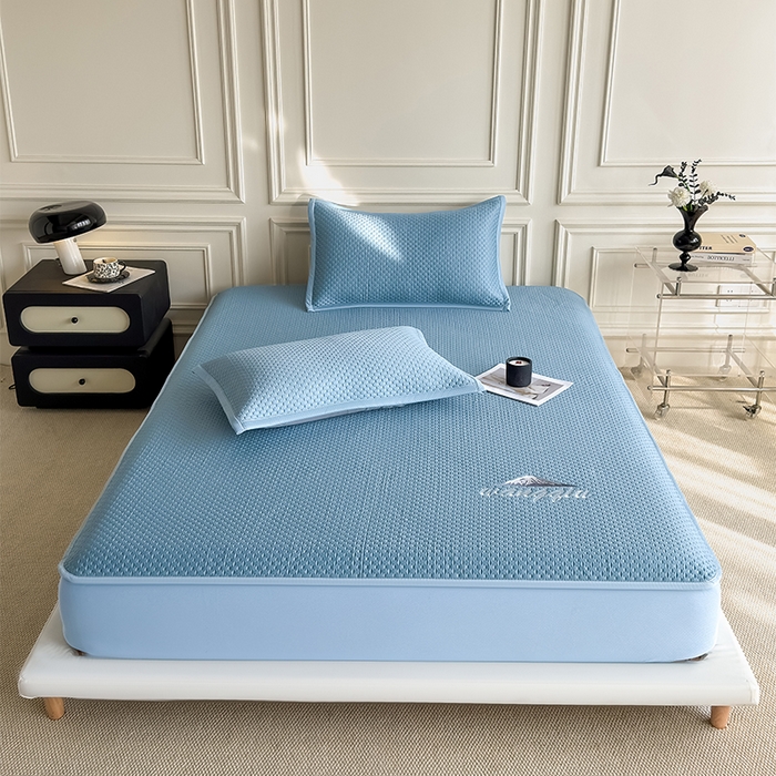 91家纺网 家纺一手货源 找家纺 人人爱家纺 2026新款冰豆豆刺绣软凉席床笠 富士山-水蓝