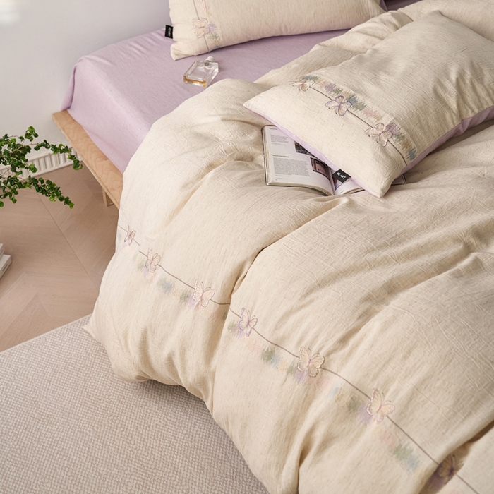 91家纺网 家纺一手货源 找家纺 （总）卡姿家纺 2026春夏天丝棉麻裸感超柔四件套— 梦蝶