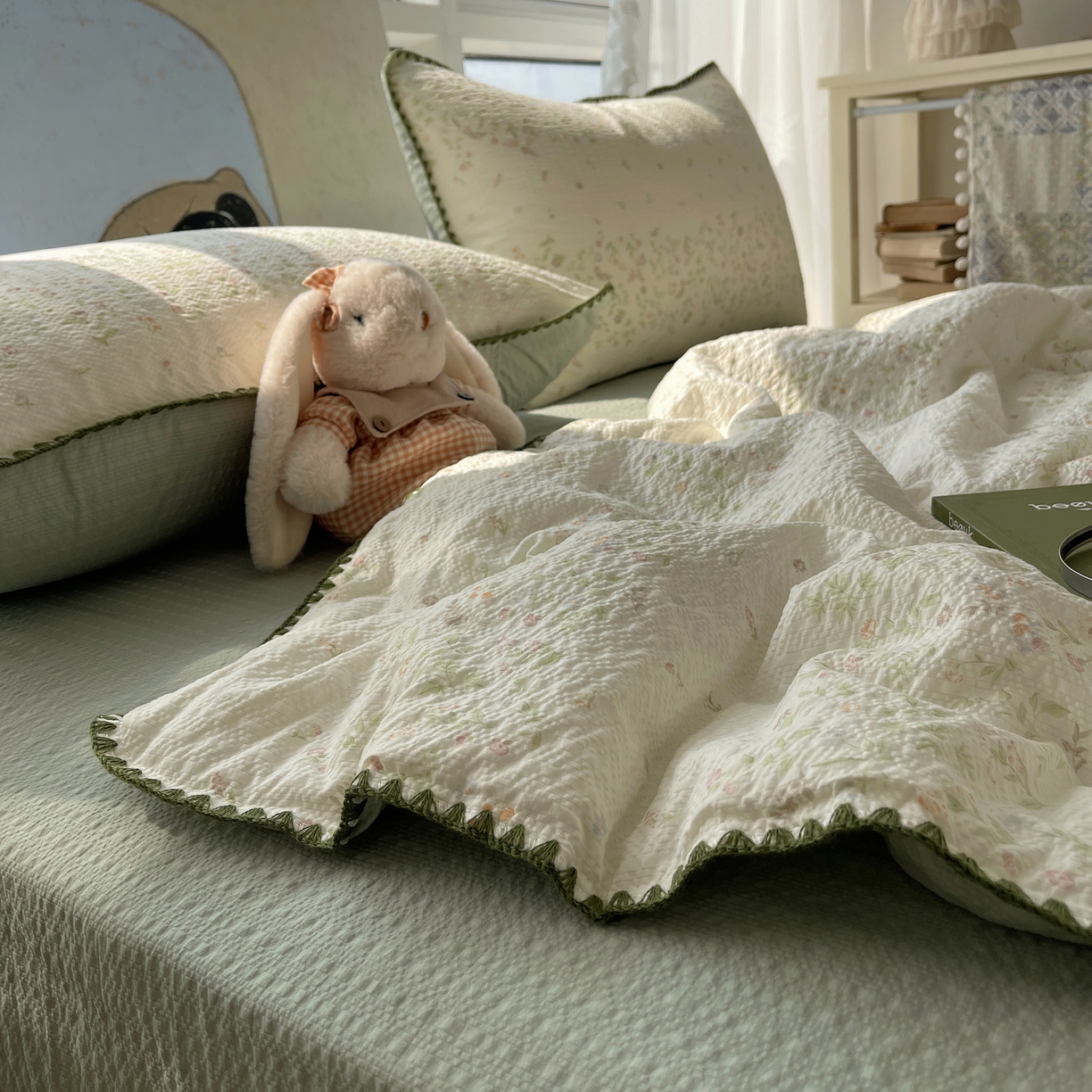 91家纺网 家纺一手货源 找家纺 几禾 2026春夏新款泡芙纱贝壳边夏被夏凉被空调被四件套 欧包-浅夏花信