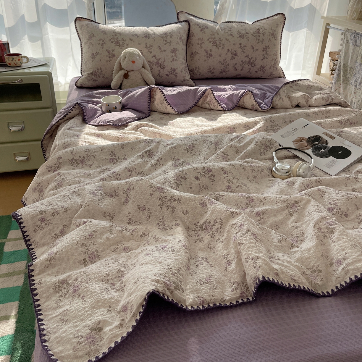 91家纺网 家纺一手货源 找家纺 几禾 2026春夏新款泡芙纱贝壳边夏被夏凉被空调被四件套 欧包-柔紫碎花屿