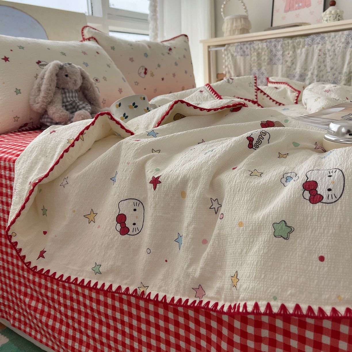 91家纺网 家纺一手货源 找家纺 几禾 2026春夏新款泡芙纱贝壳边夏被夏凉被空调被四件套 欧包-星芒凯蒂