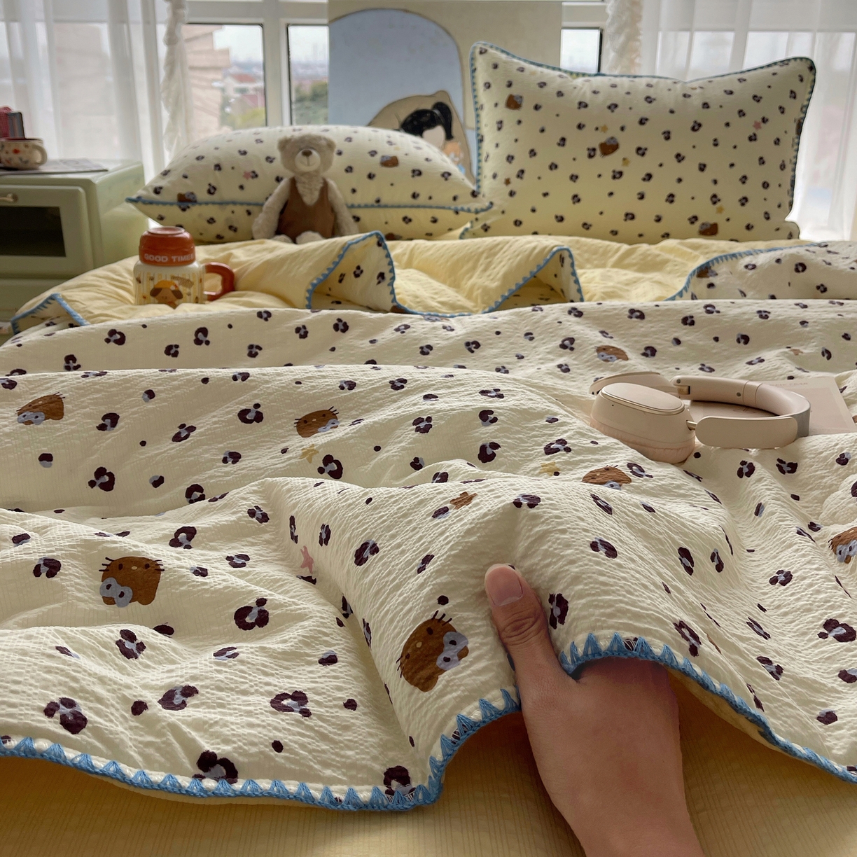 91家纺网 家纺一手货源 找家纺 几禾 2026春夏新款泡芙纱贝壳边夏被夏凉被空调被四件套 欧包-豹纹蓝星