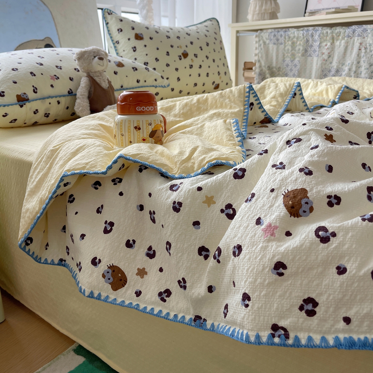 91家纺网 家纺一手货源 找家纺 几禾 2026春夏新款泡芙纱贝壳边夏被夏凉被空调被四件套 欧包-豹纹蓝星