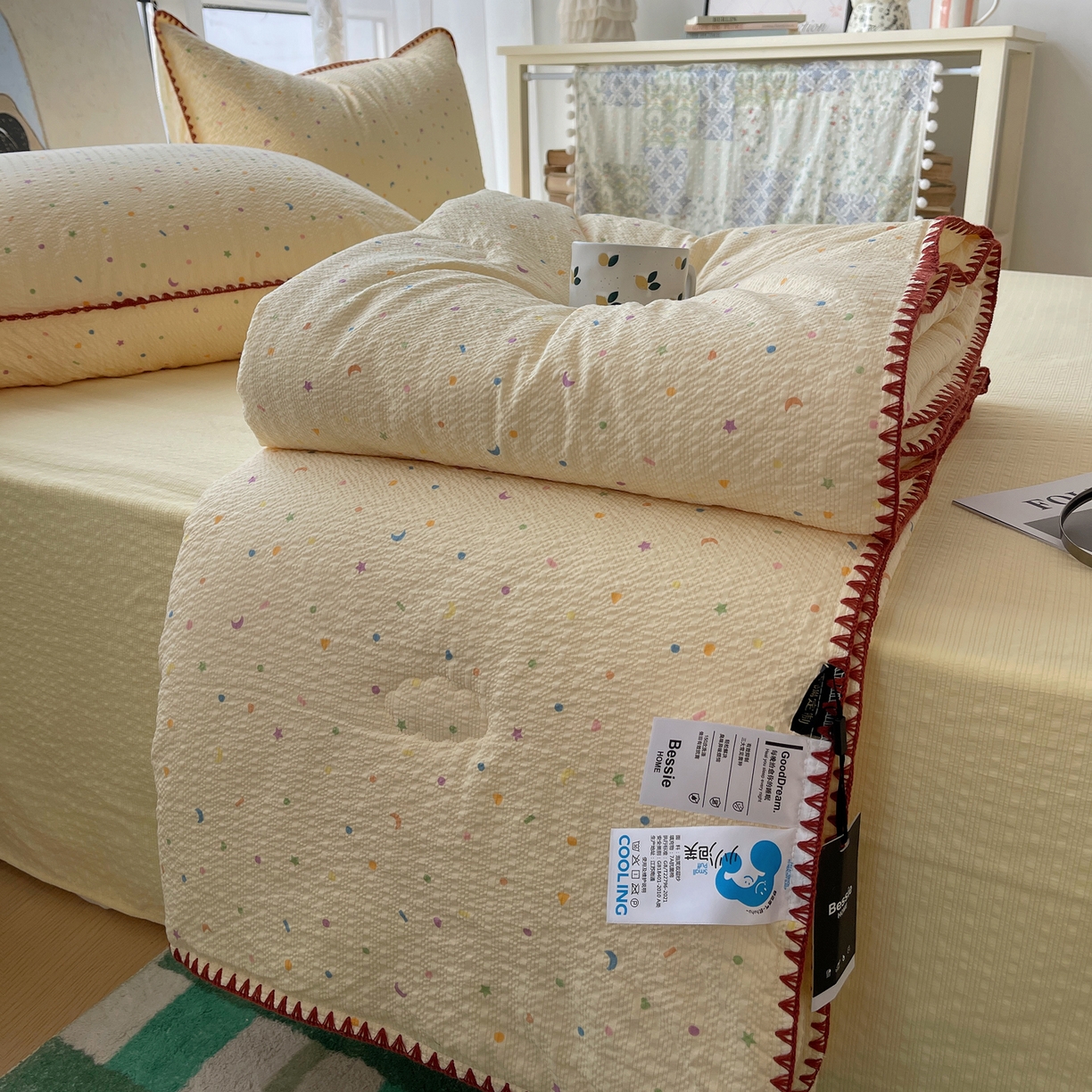 91家纺网 家纺一手货源 找家纺 几禾 2026春夏新款泡芙纱贝壳边夏被夏凉被空调被四件套 欧包-星月糖粒