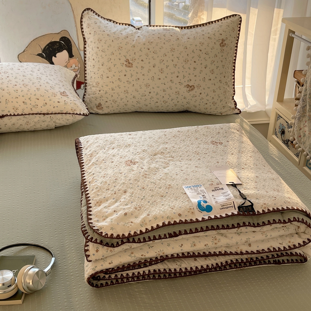 几禾 2026春夏新款泡芙纱贝壳边夏被夏凉被空调被四件套 欧包-木马小花团