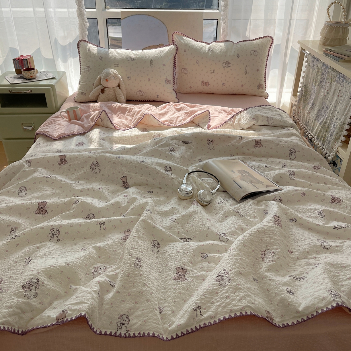 91家纺网 家纺一手货源 找家纺 几禾 2026春夏新款泡芙纱贝壳边夏被夏凉被空调被四件套 欧包-悦悦小兔