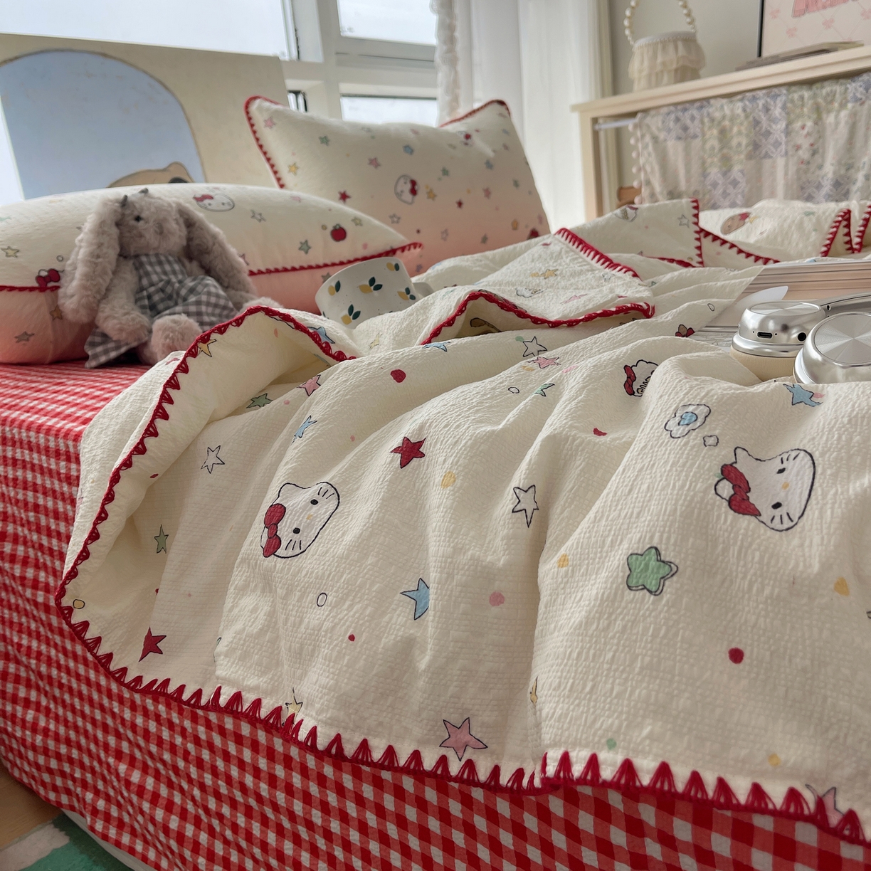 91家纺网 家纺一手货源 找家纺 几禾 2026春夏新款泡芙纱贝壳边夏被夏凉被空调被四件套 欧包-星芒凯蒂