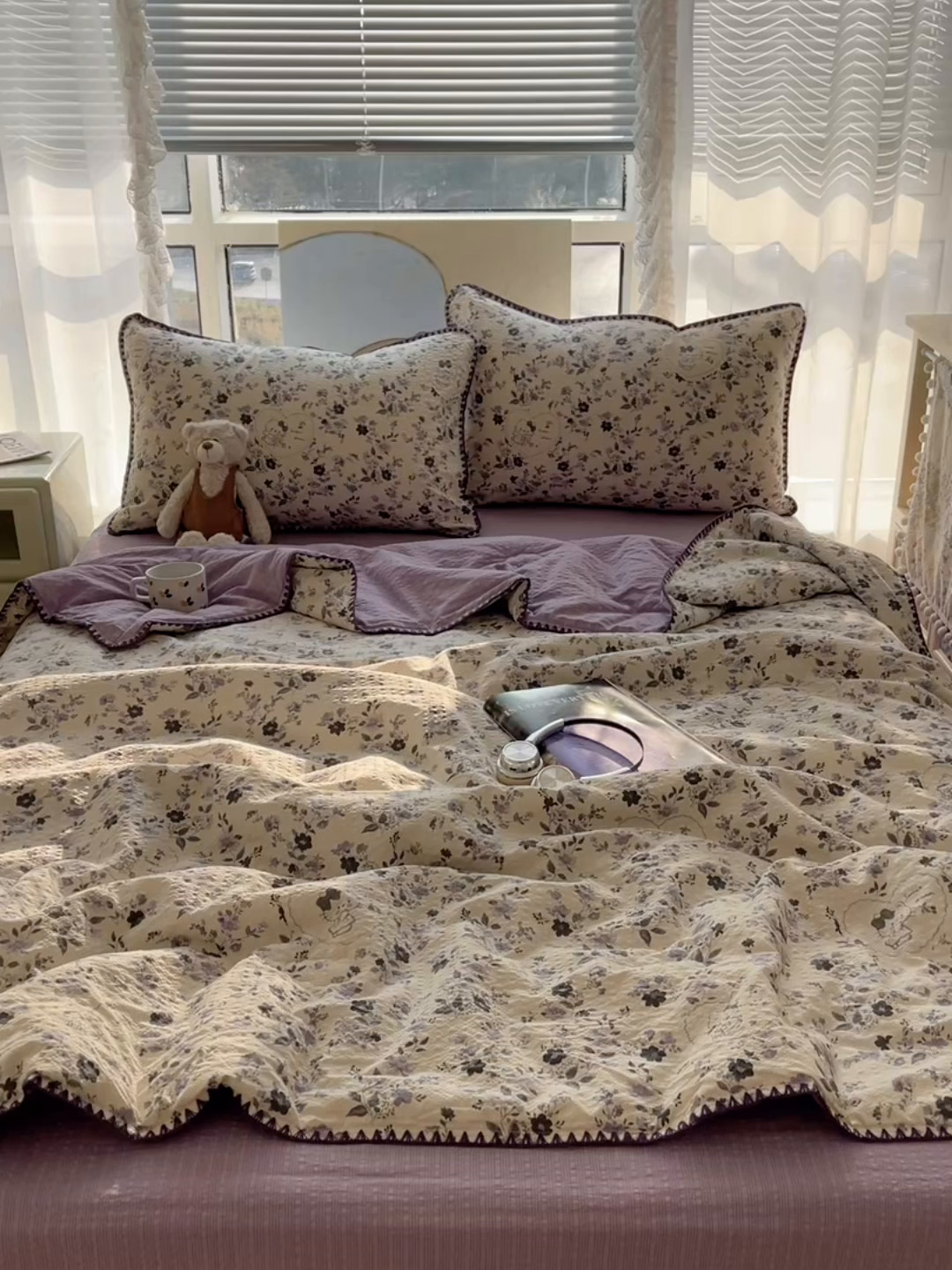 91家纺网 家纺一手货源 找家纺 几禾 2026春夏新款泡芙纱贝壳边夏被夏凉被空调被四件套 欧包-小猫秘境紫