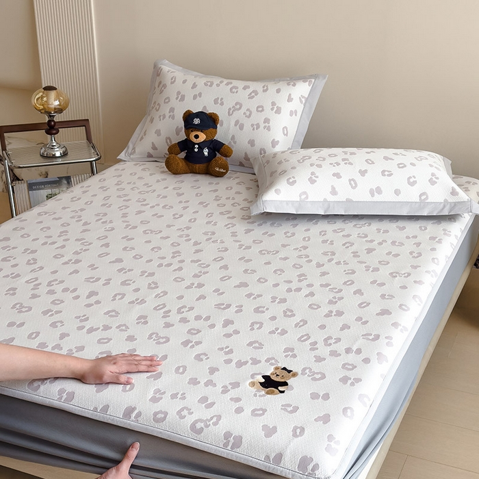 几禾 2026春夏新款豹纹刺绣凉席空调软席凉席席子 小熊豹豹-浅粉 床笠款