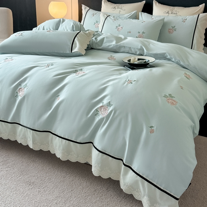 91家纺网 家纺一手货源 找家纺 卡姿家纺 2026春夏全棉小法式气质款刺绣四件套—菲琳 菲琳蓝