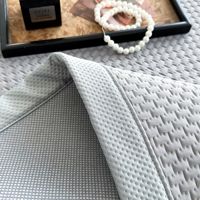 91家纺网 家纺一手货源 找家纺 人人爱家纺 2026新款冰豆豆刺绣软凉席 富士山-灰