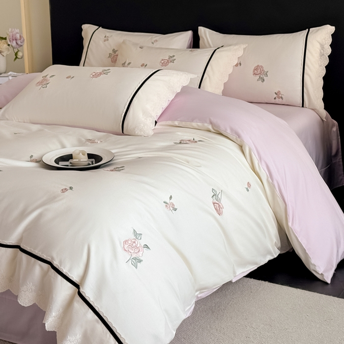 91家纺网 家纺一手货源 找家纺 卡姿家纺 2026春夏全棉小法式气质款刺绣四件套—菲琳 菲琳奶白