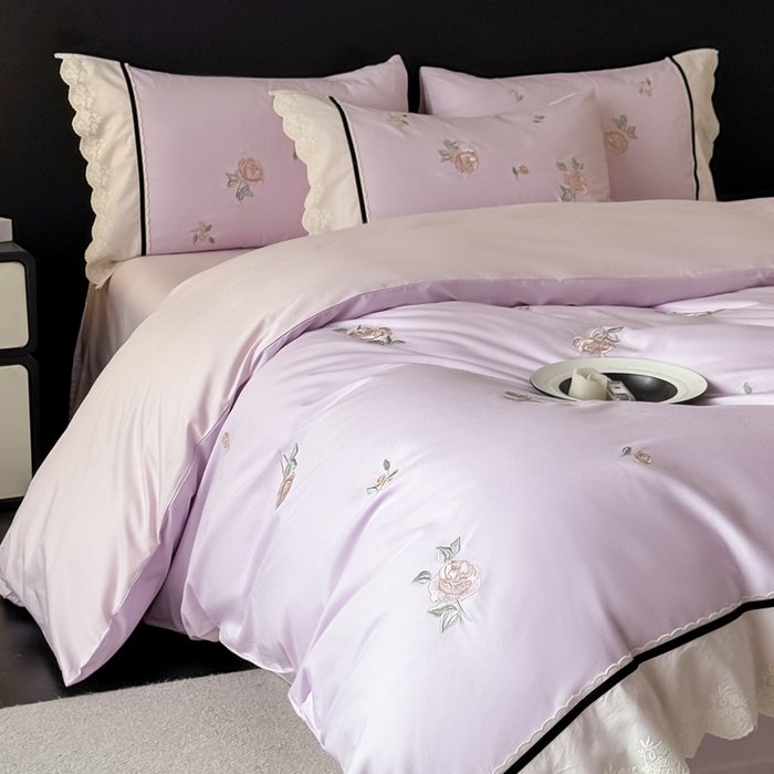 91家纺网 家纺一手货源 找家纺 卡姿家纺 2026春夏全棉小法式气质款刺绣四件套—菲琳 菲琳紫