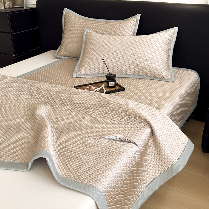 91家纺网 家纺一手货源 找家纺 人人爱家纺 2026新款冰豆豆刺绣软凉席 富士山-咖