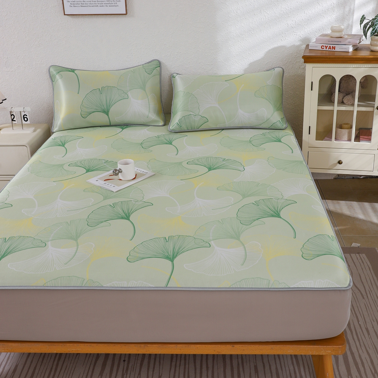 91家纺网 家纺一手货源 找家纺 （总）小萌虎 2026新款碳光冰丝凉席床笠款拍法二