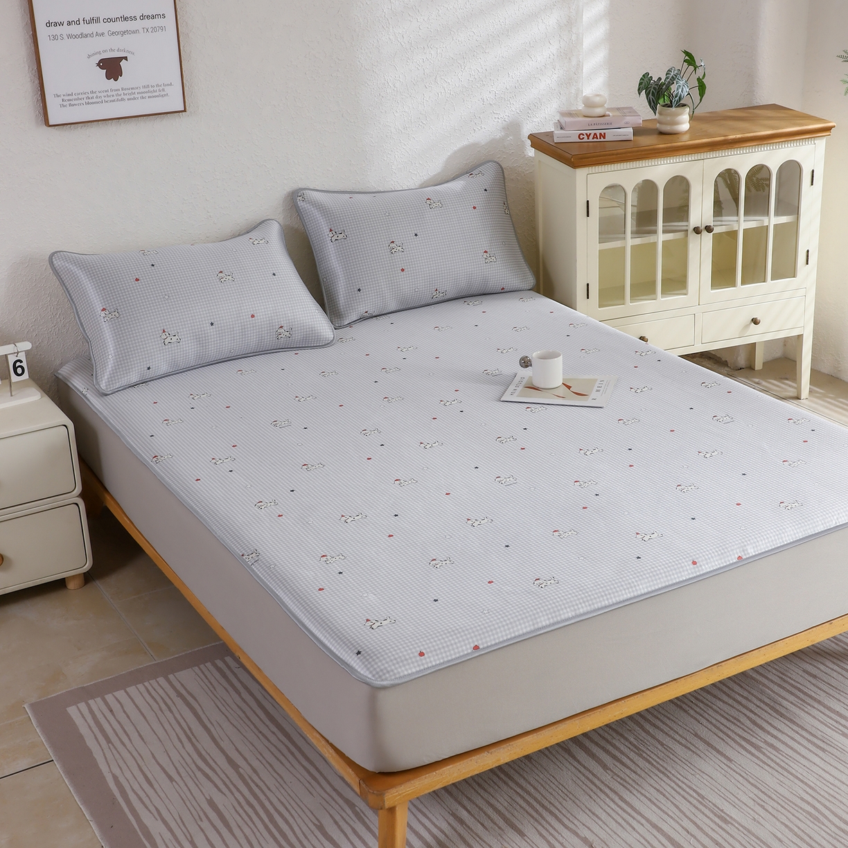 91家纺网 家纺一手货源 找家纺 小萌虎 2026新款碳光冰丝凉席床笠款拍法二 斑点狗-灰