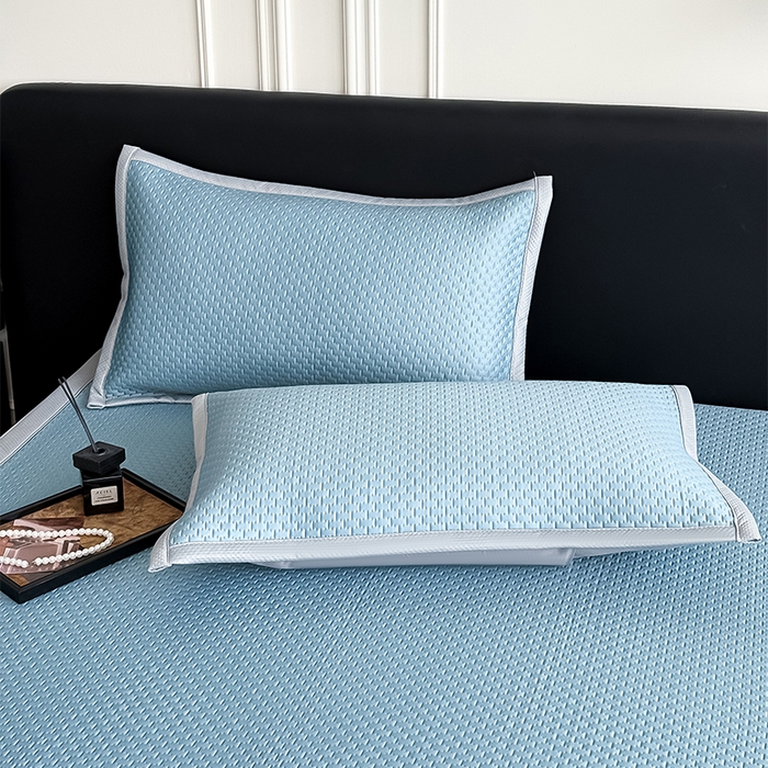 91家纺网 家纺一手货源 找家纺 人人爱家纺 2026新款冰豆豆刺绣软凉席 富士山-水蓝