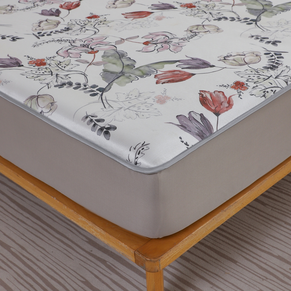 91家纺网 家纺一手货源 找家纺 小萌虎 2026新款碳光冰丝凉席床笠款拍法二 密语