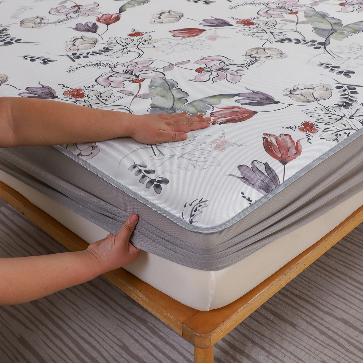 91家纺网 家纺一手货源 找家纺 小萌虎 2026新款碳光冰丝凉席床笠款拍法二 密语