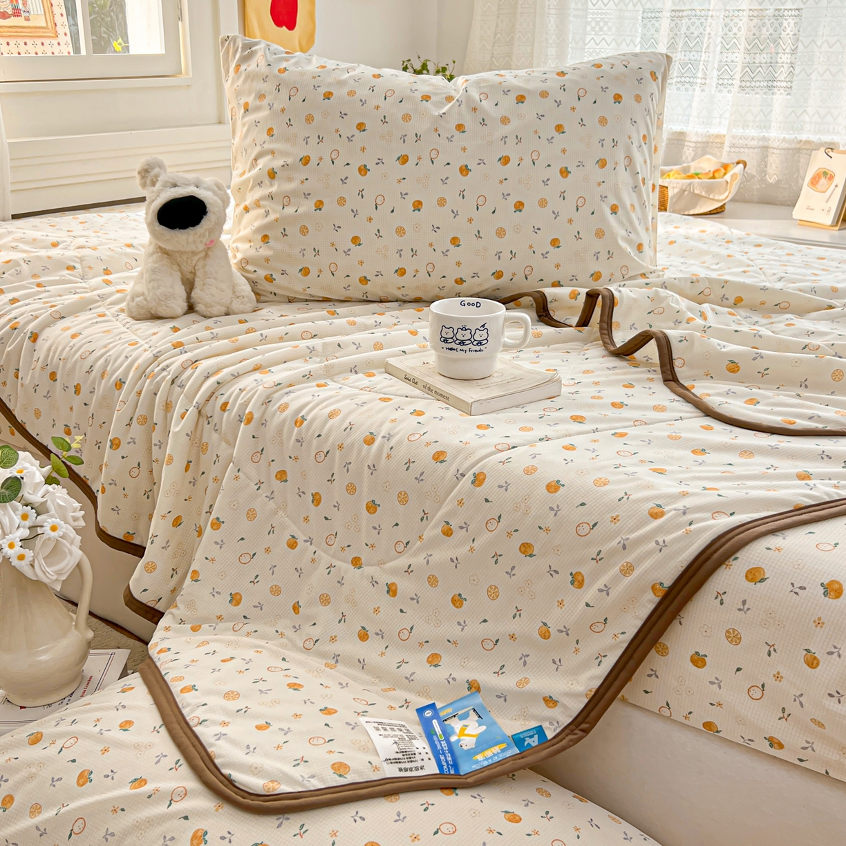 91家纺网 家纺一手货源 找家纺 希诺家居 2026新款冰肤格凉感夏被夏凉被空调被床笠四件套小冰格空调被 蜜桔夏风