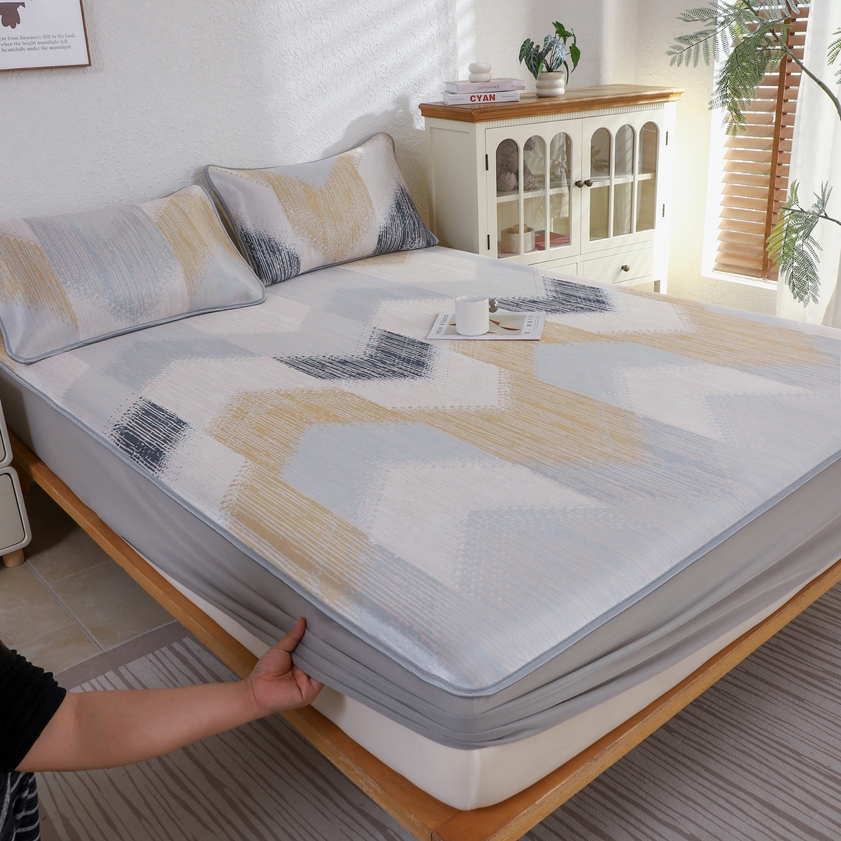 91家纺网 家纺一手货源 找家纺 小萌虎 2026新款碳光冰丝凉席床笠款拍法二 莫奈