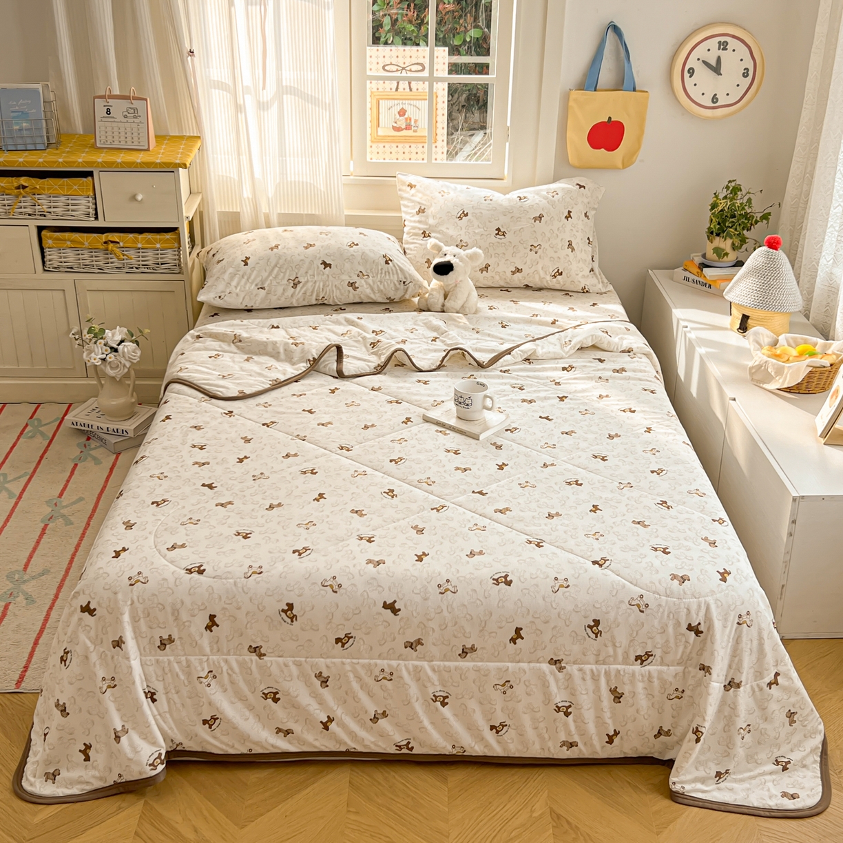 91家纺网 家纺一手货源 找家纺 希诺家居 2026新款冰肤格凉感夏被夏凉被空调被床笠四件套小冰格空调被 复古小马