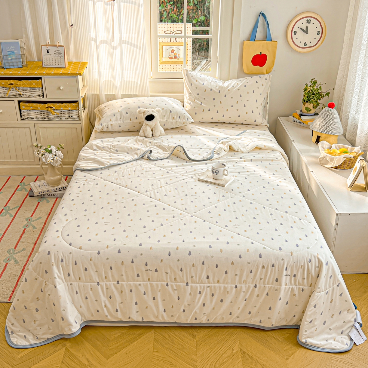 91家纺网 家纺一手货源 找家纺 希诺家居 2026新款冰肤格凉感夏被夏凉被空调被床笠四件套小冰格空调被 夏日松林