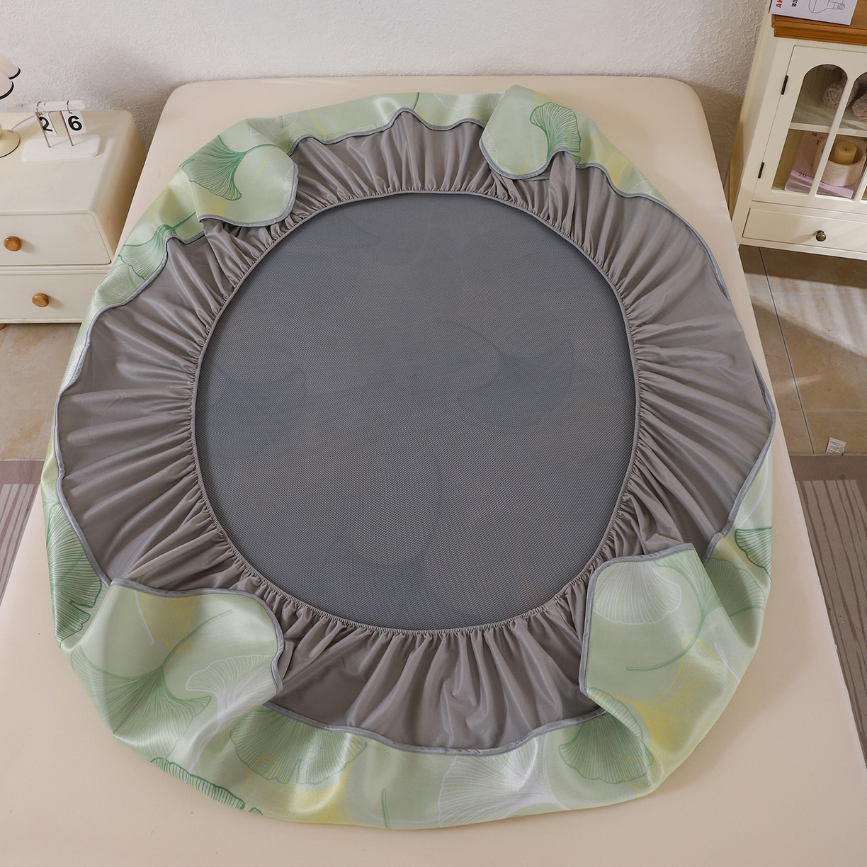 91家纺网 家纺一手货源 找家纺 小萌虎 2026新款碳光冰丝凉席床笠款拍法二 银杏叶