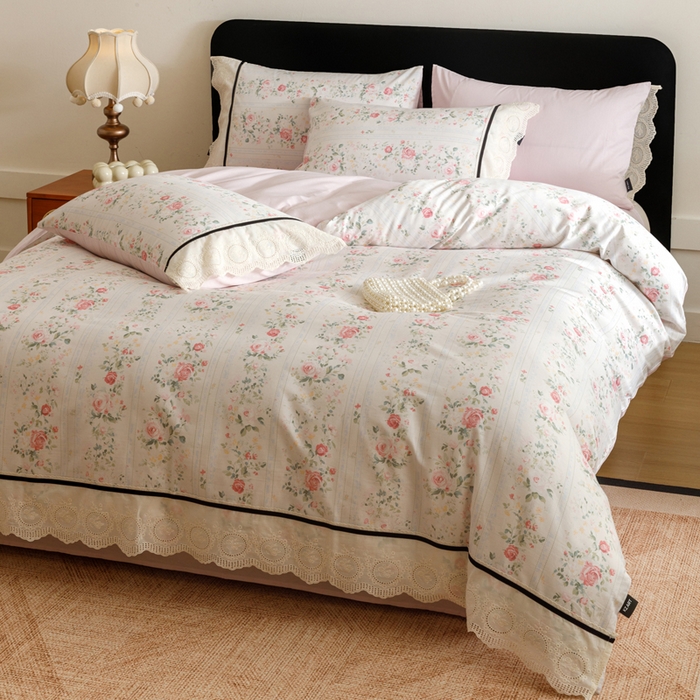 91家纺网 家纺一手货源 找家纺 卡姿家纺 全棉小法式镂空棉布花边款第一季四件套 蔷薇诗行