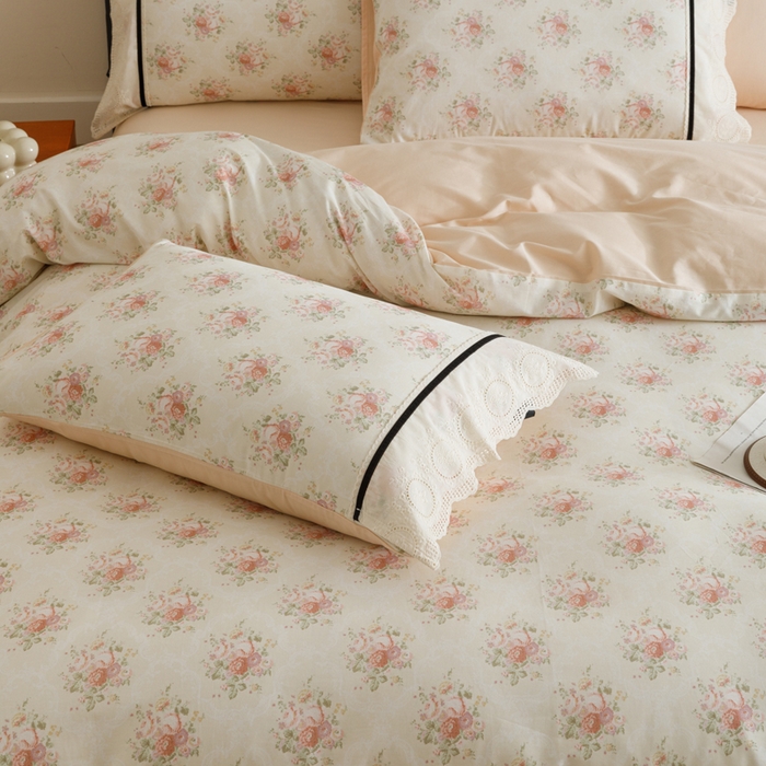 91家纺网 家纺一手货源 找家纺 卡姿家纺 全棉小法式镂空棉布花边款第一季四件套 庭前芳序