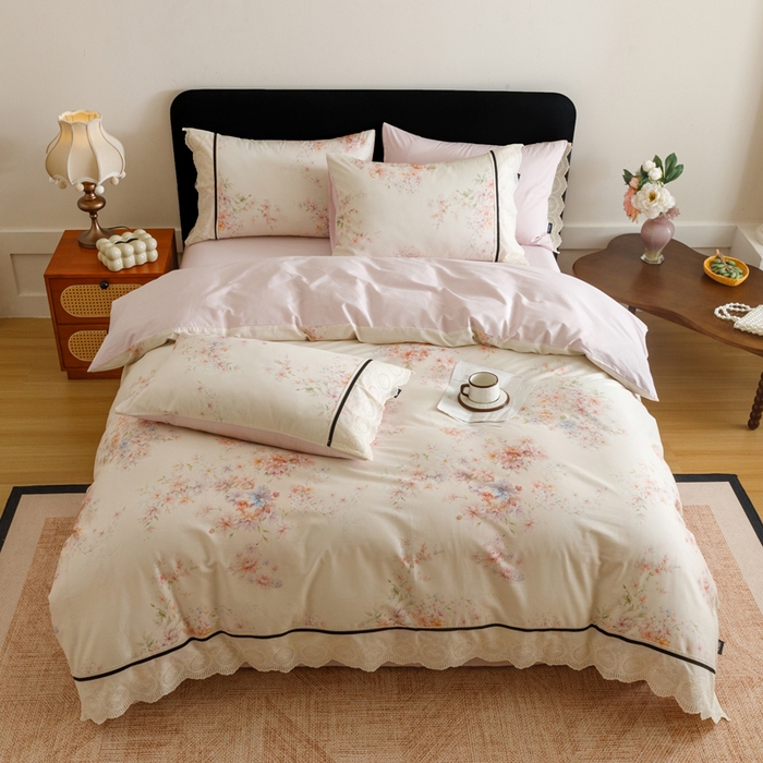 91家纺网 家纺一手货源 找家纺 卡姿家纺 全棉小法式镂空棉布花边款第一季四件套 絮影轻扬