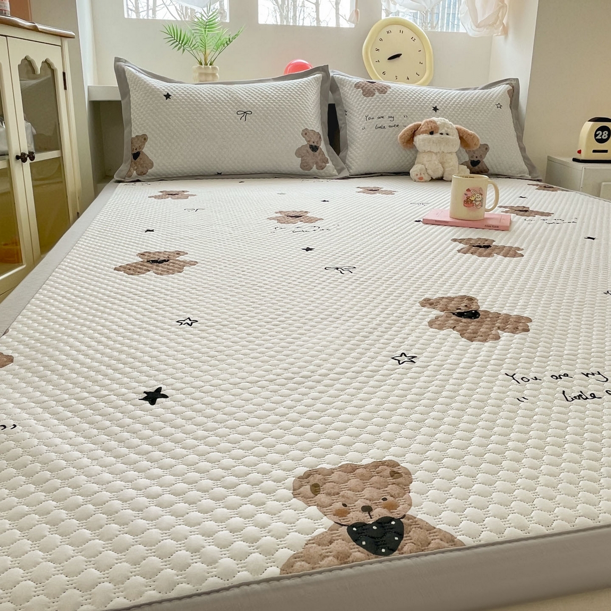 91家纺网 家纺一手货源 找家纺 大元 2026春夏新款治愈系数码印花冰豆豆凉席席子 治愈-软萌熊灰