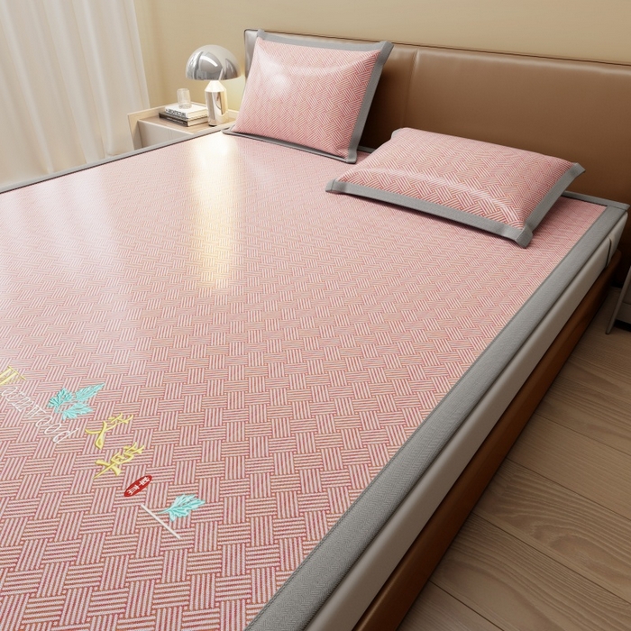 91家纺网 家纺一手货源 找家纺 人人爱家纺 2026新款A类双面冰丝凉席 饼干花-粉