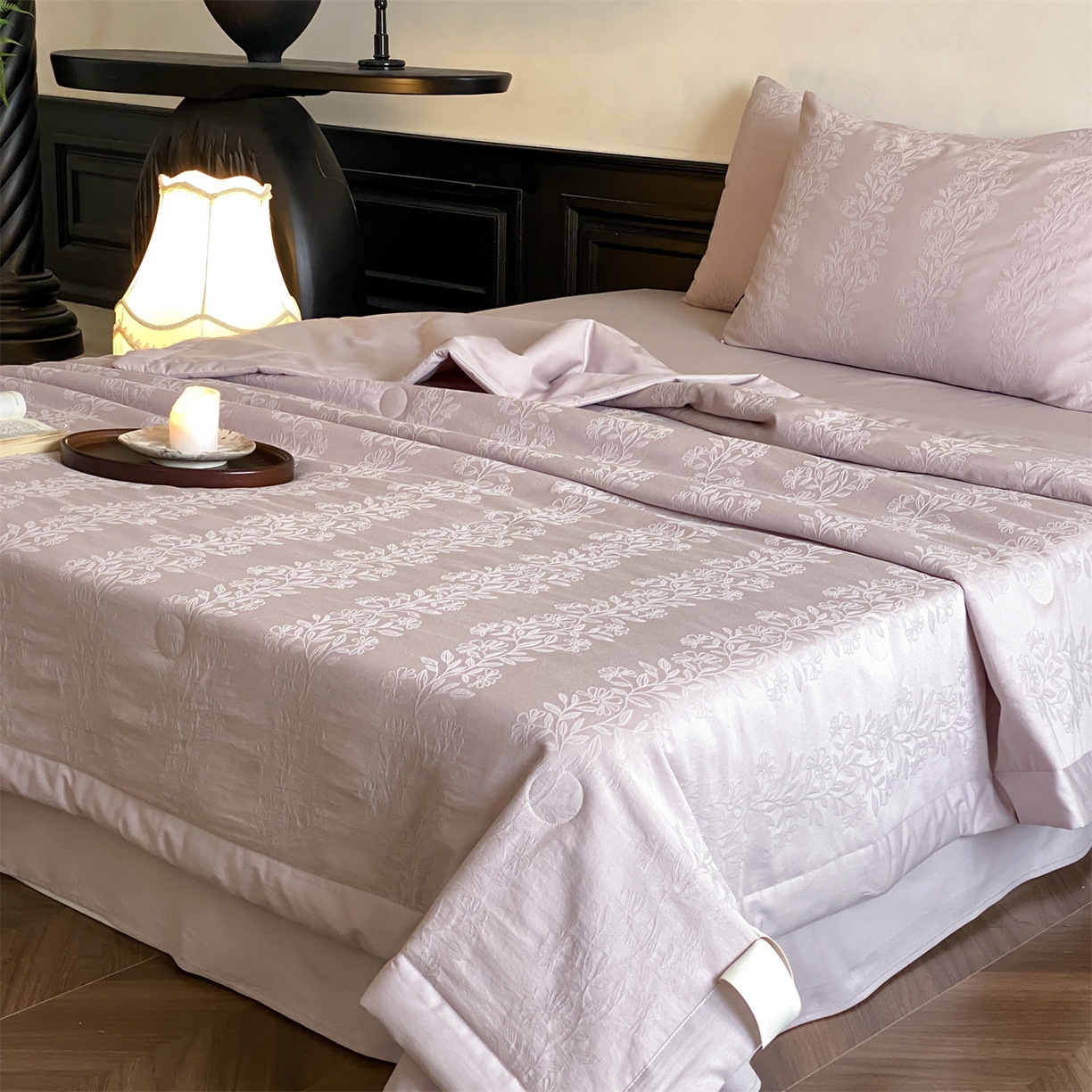 91家纺网 家纺一手货源 找家纺 宜代光年 2026新款60S全棉厚织提花夏被夏凉被空调被 夏被-理然