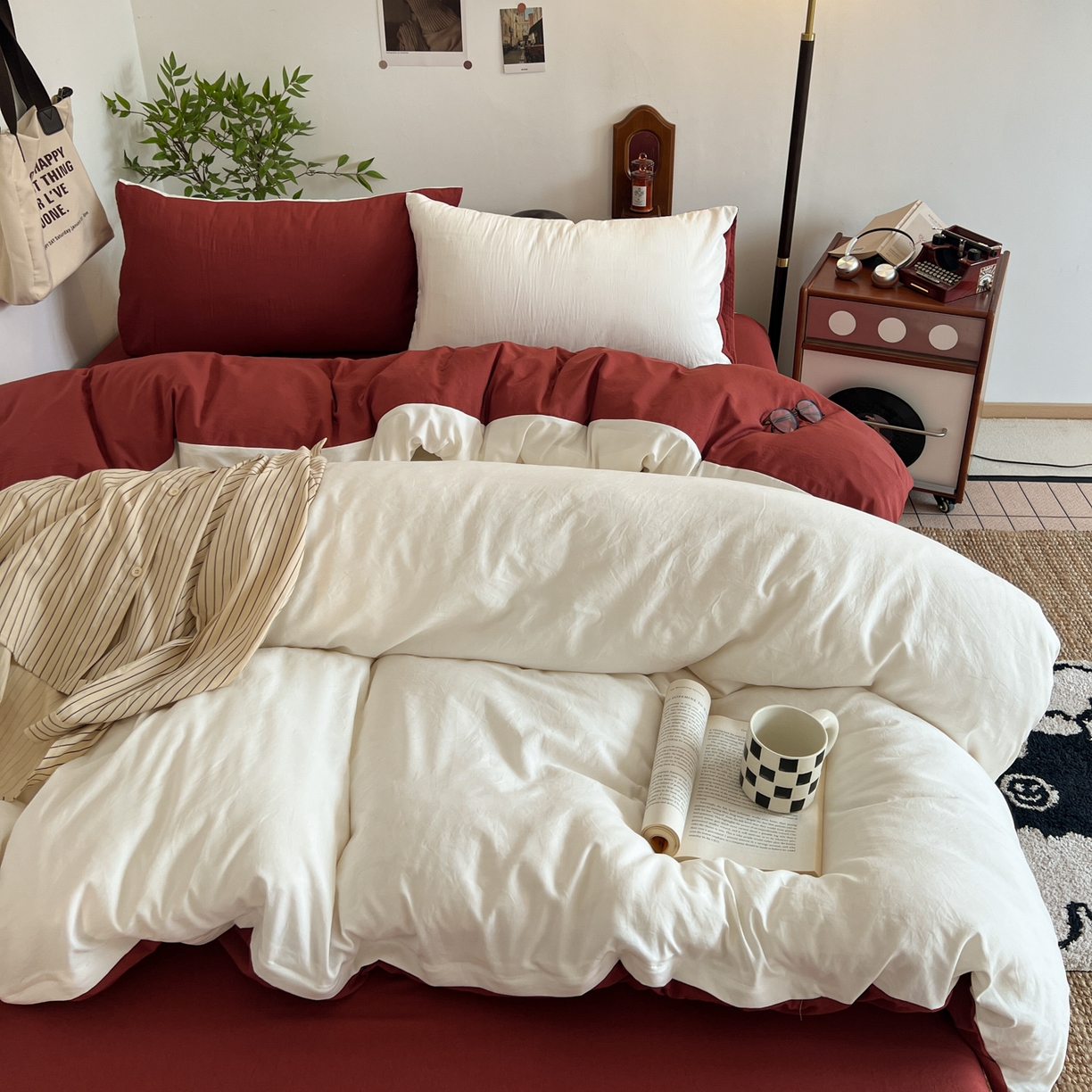 91家纺网 家纺一手货源 找家纺 （总）梦嘉居 2026新款亲肤纯色AB版水洗皱皱棉四件套学生宿舍床单床笠三件套