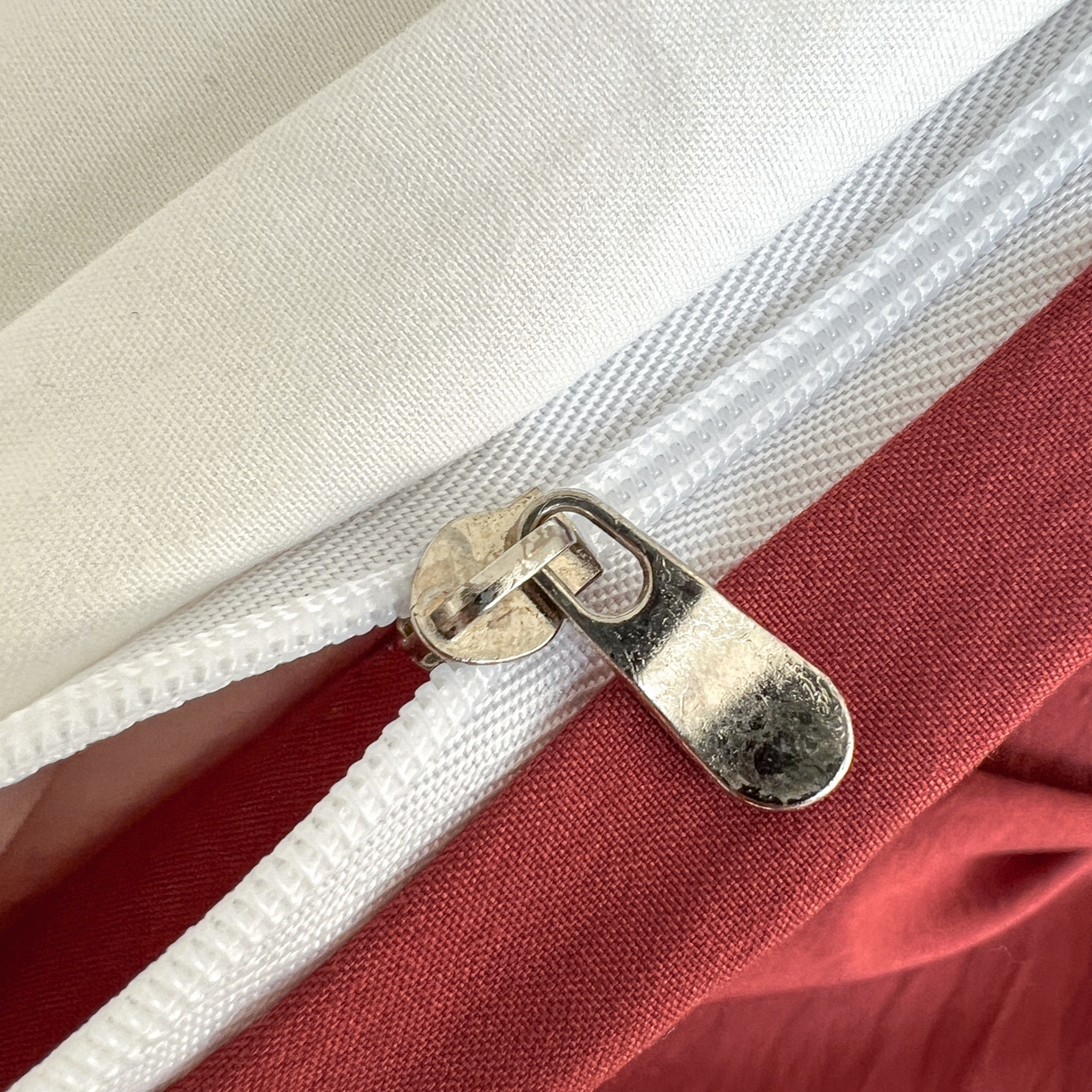 91家纺网 家纺一手货源 找家纺 （总）梦嘉居 2026新款亲肤纯色AB版水洗皱皱棉四件套学生宿舍床单床笠三件套