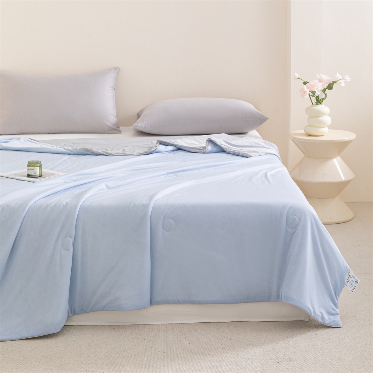 91家纺网 家纺一手货源 找家纺 （总）富阿娜家纺 2026新款纯色双拼凉感丝夏被空调被夏凉被