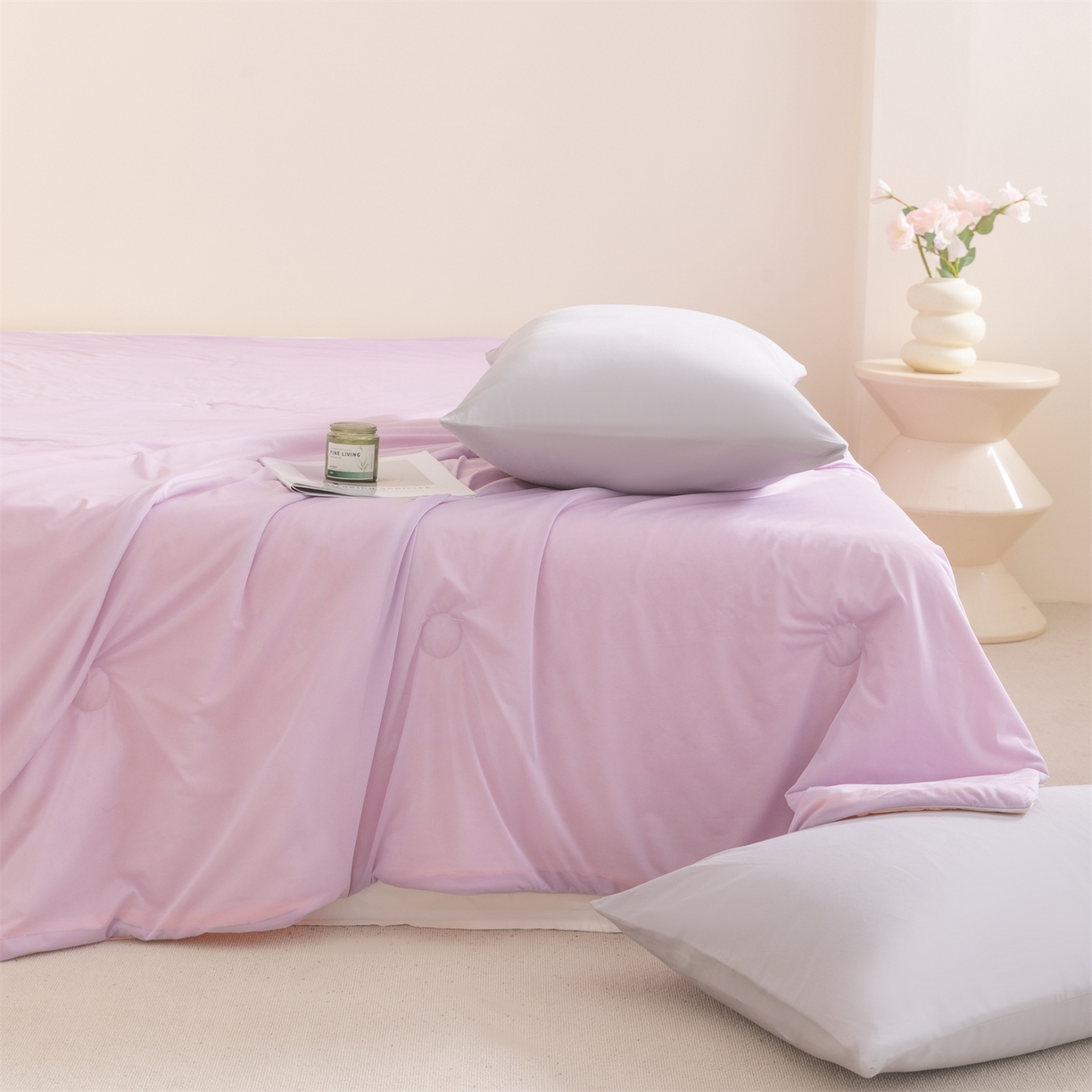 91家纺网 家纺一手货源 找家纺 富阿娜家纺 2026新款纯色双拼凉感丝夏被空调被夏凉被 芋泥紫+樱花粉